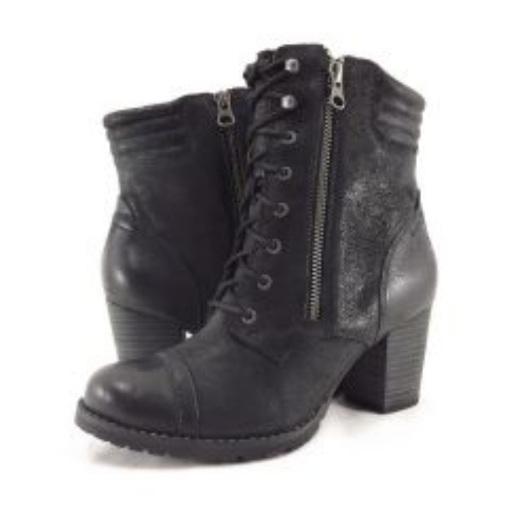 Clarks Mission Aston Ankle Boots